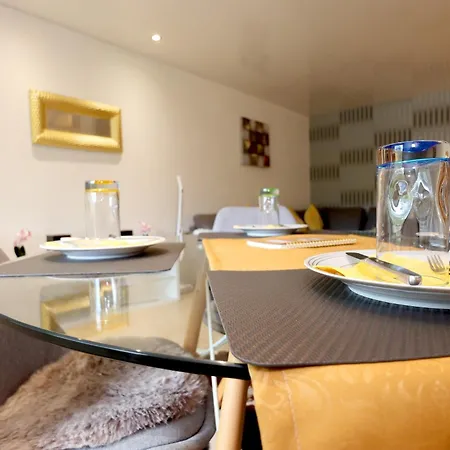 Milan Mit Schoenem Blick Ins Gruene - Mein Swh